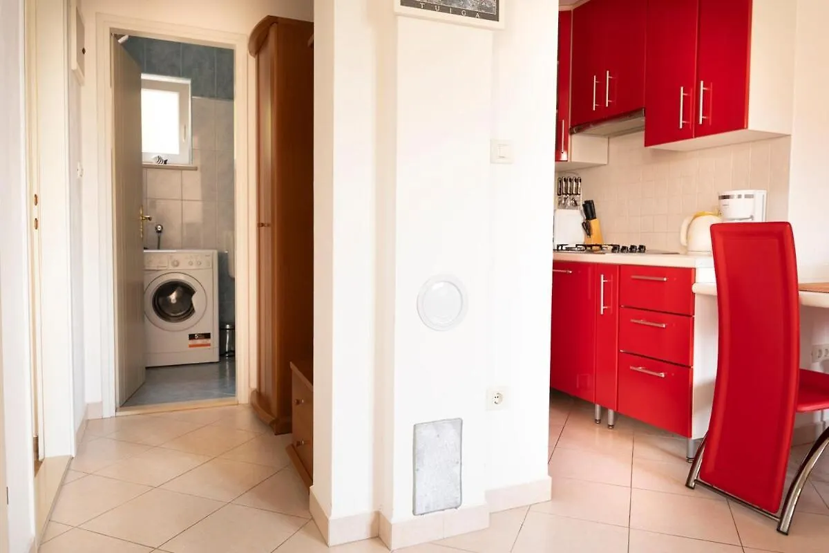 Rabac-Quiet And Cute Apartment With Grill,6001 קרואטיה